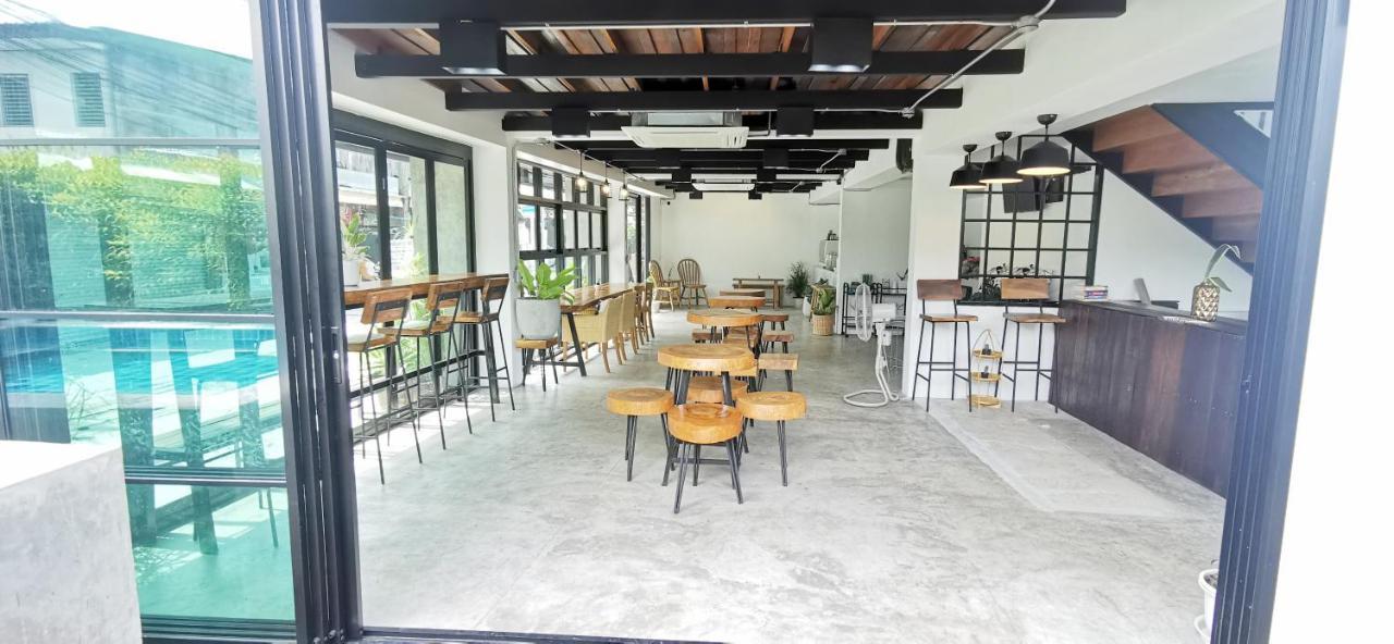 Stay Here Hostel Chiang Mai Exterior foto